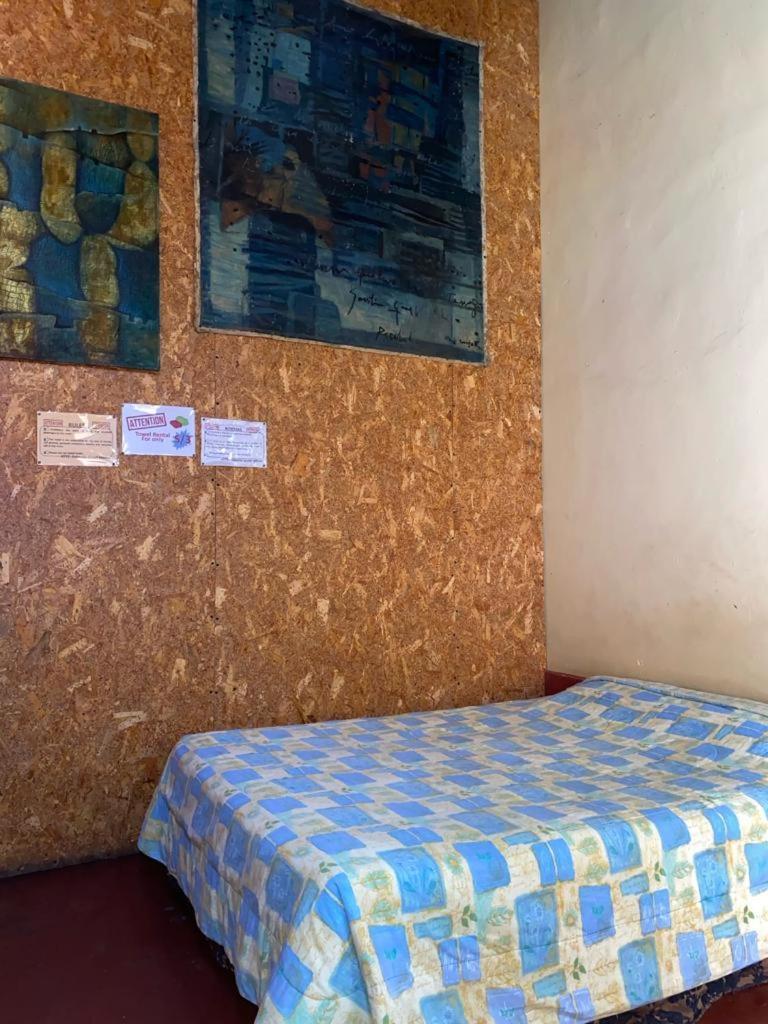 Enkanta Guest House Trujillo Exterior photo